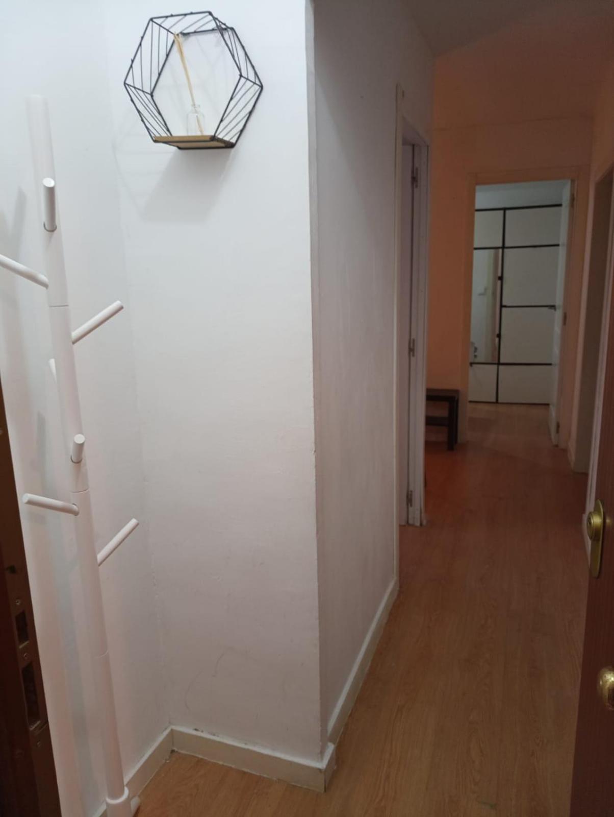 Apartamento 3 Dormitorios En Sanchez Preciados Madrid Exteriér fotografie