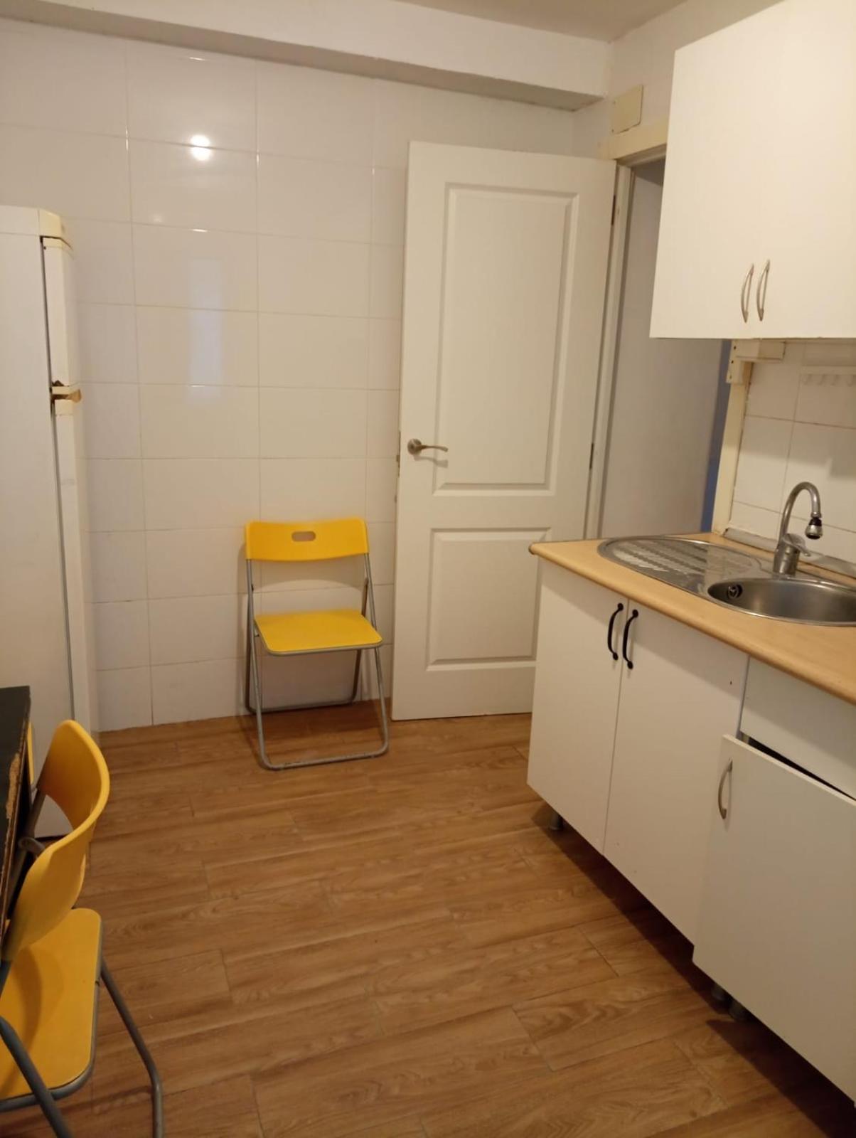 Apartamento 3 Dormitorios En Sanchez Preciados Madrid Exteriér fotografie